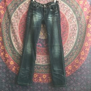 Anama Bootcut Jeans
